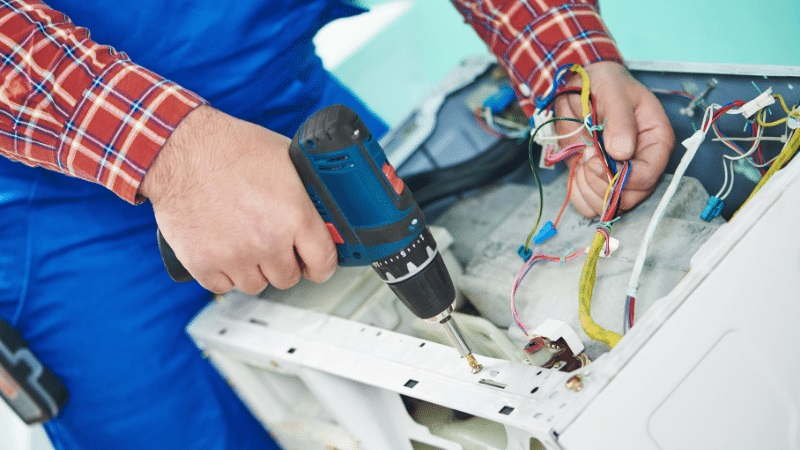 Avcılar Fondital Fondital çamaşır makinesi kart tamiri – Su almama arızası orijinal parça ile giderildi. - Teknik servis örneği